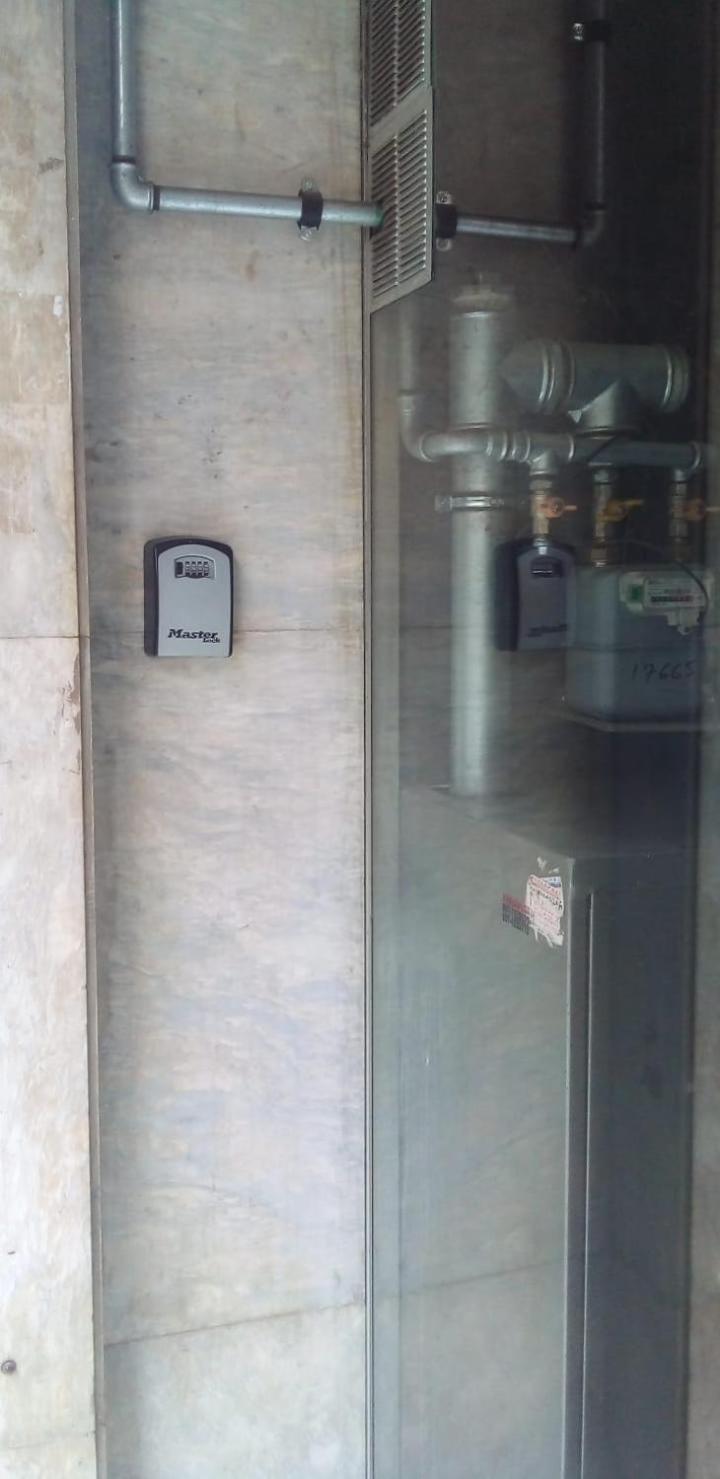 Cozy Studio Near Victoria Metro Station Atena Exterior foto