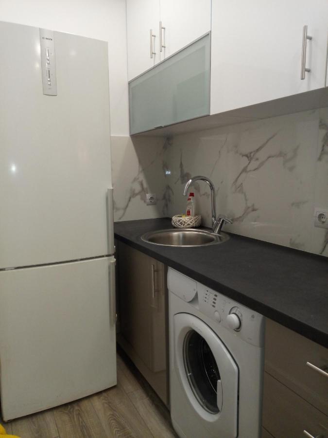 Cozy Studio Near Victoria Metro Station Atena Exterior foto